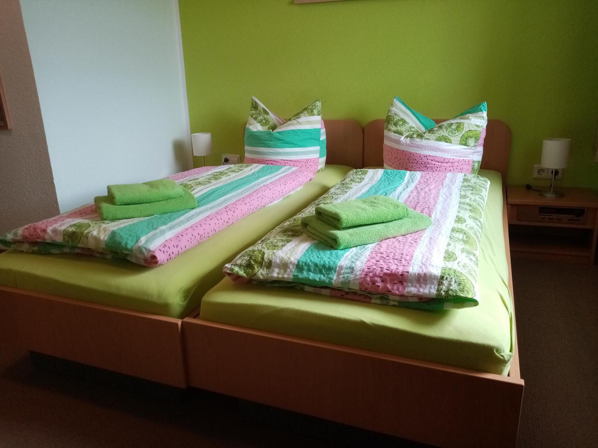 Pension Sommerfrische Ehrenfriedersdorf Δωμάτιο φωτογραφία